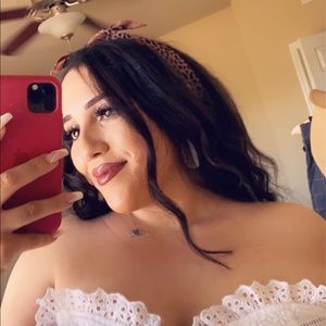 Meet your Posher, Ivana